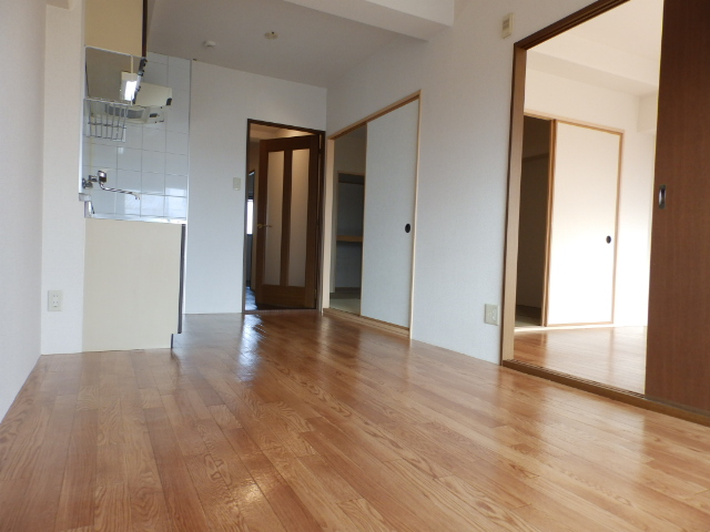 Living and room