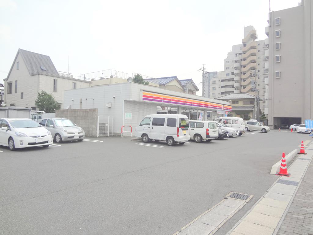 Convenience store. Circle K Kuwana Sangudori store up (convenience store) 1027m