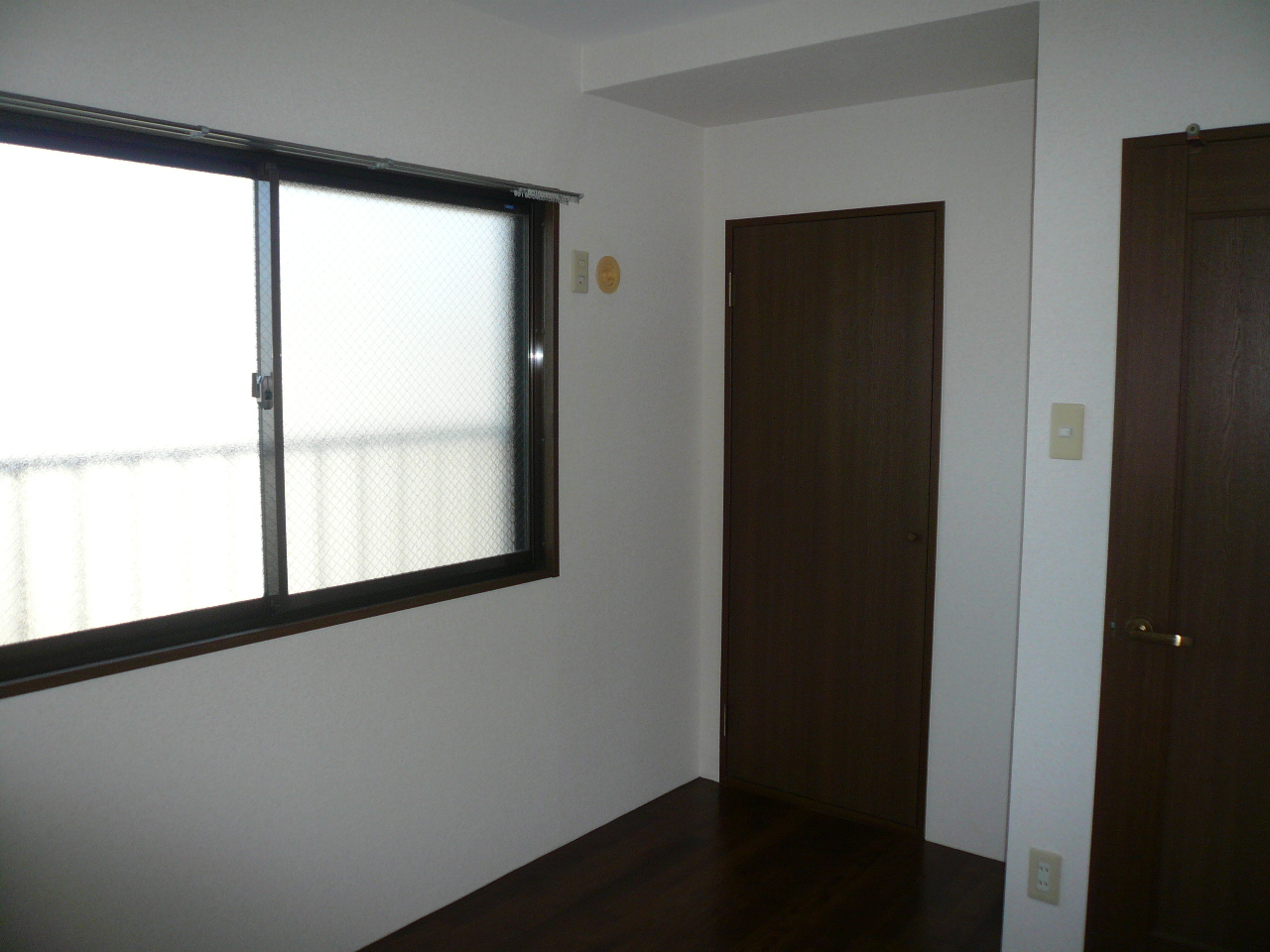 Other room space. Reference photograph