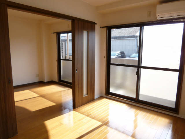 Living and room