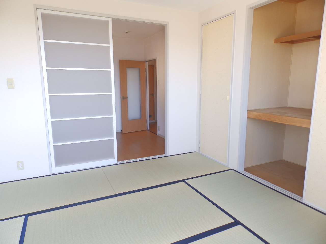 Living and room