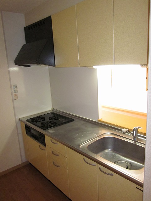 Kitchen. 3-neck is the stove of the kitchen.