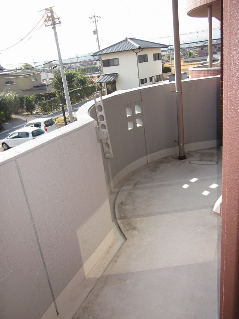 Balcony. Part that is Maruku is wide!