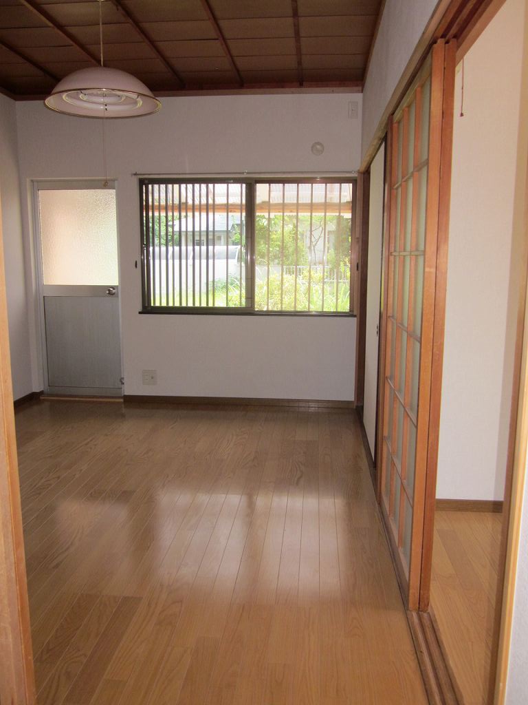 Living and room