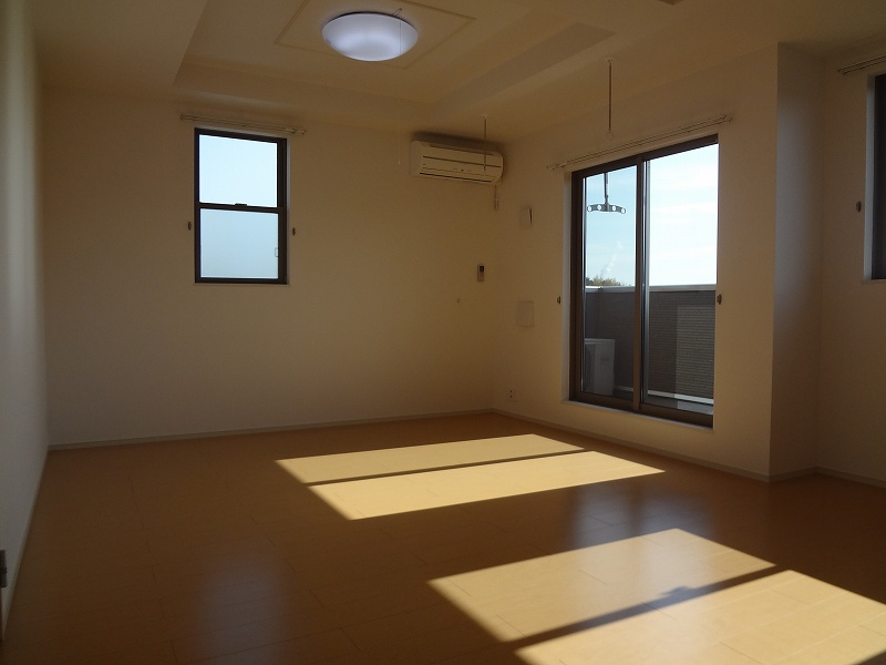 Other room space