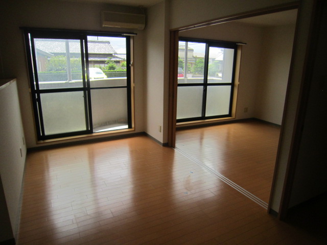 Living and room