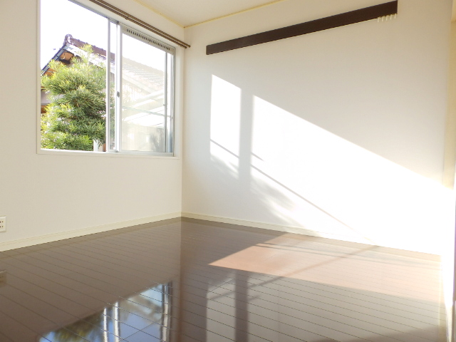 Other room space