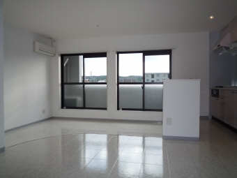Living and room