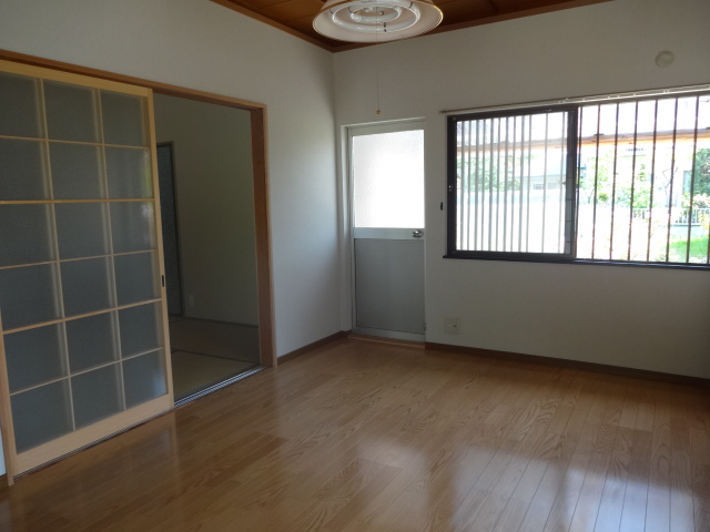 Living and room