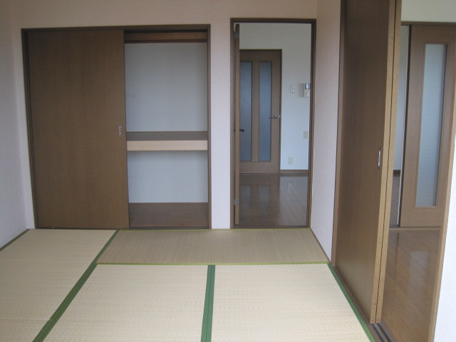 Other room space
