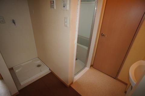 Other room space. Dressing room