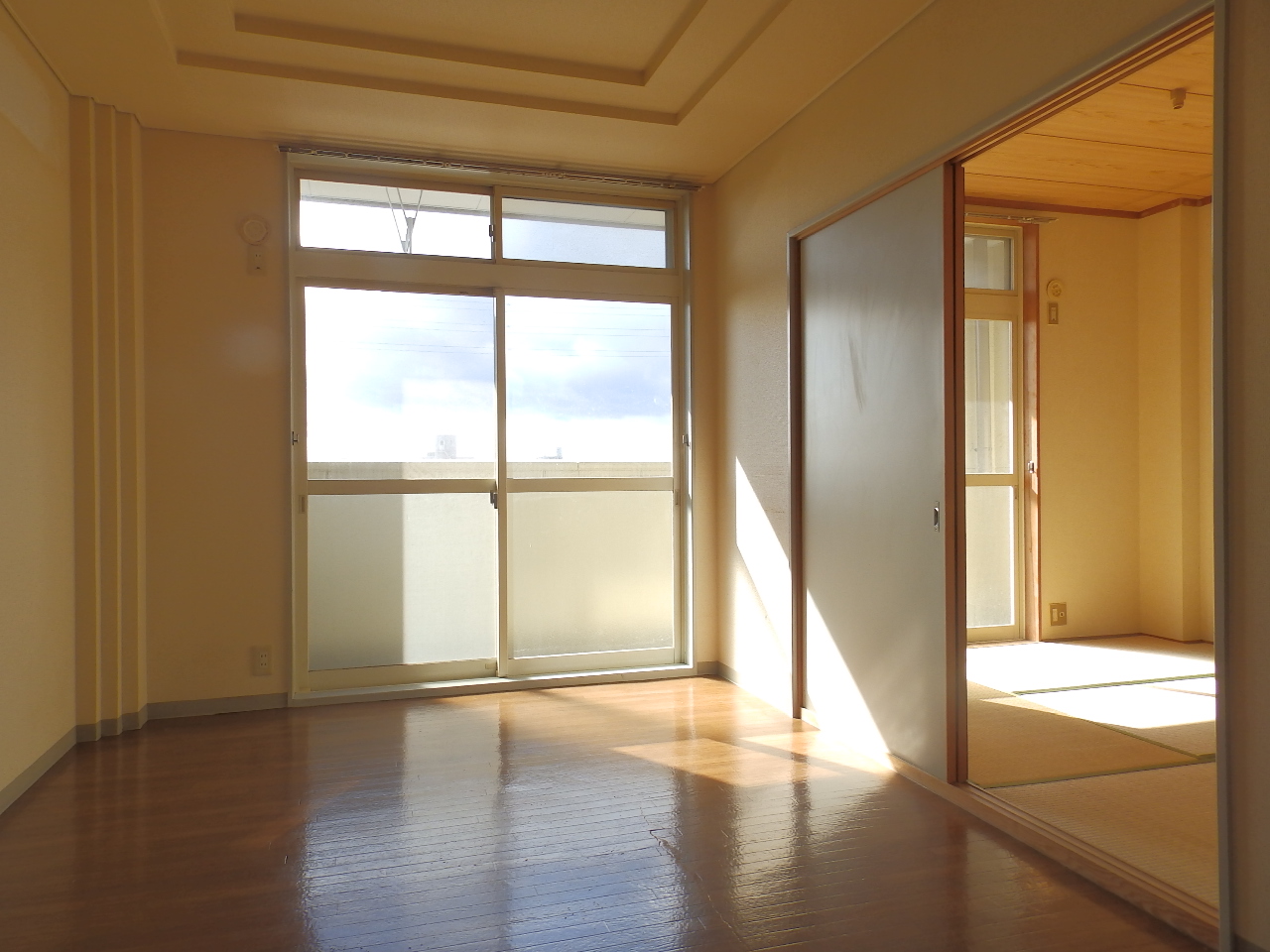 Living and room