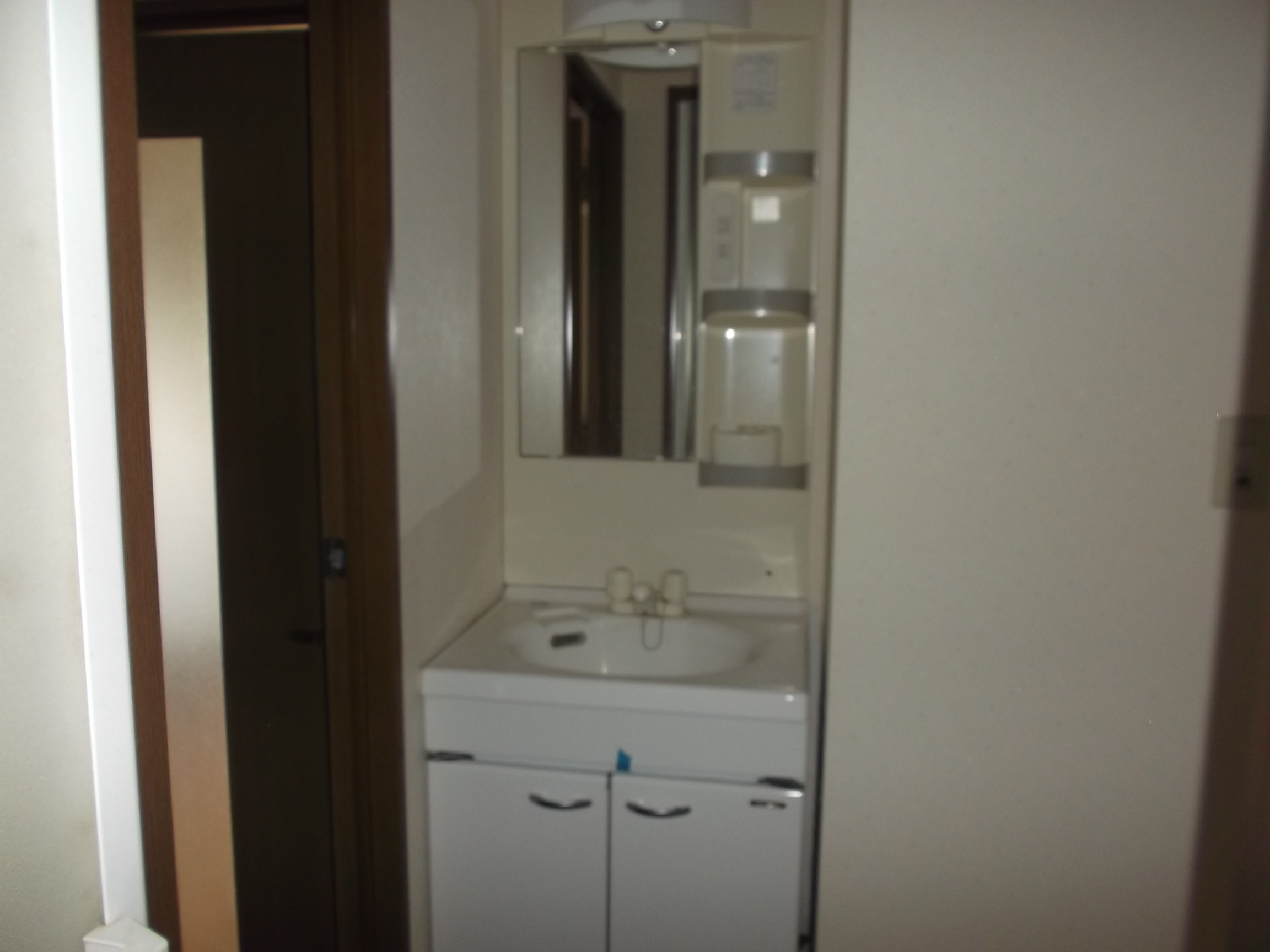 Washroom. Washroom