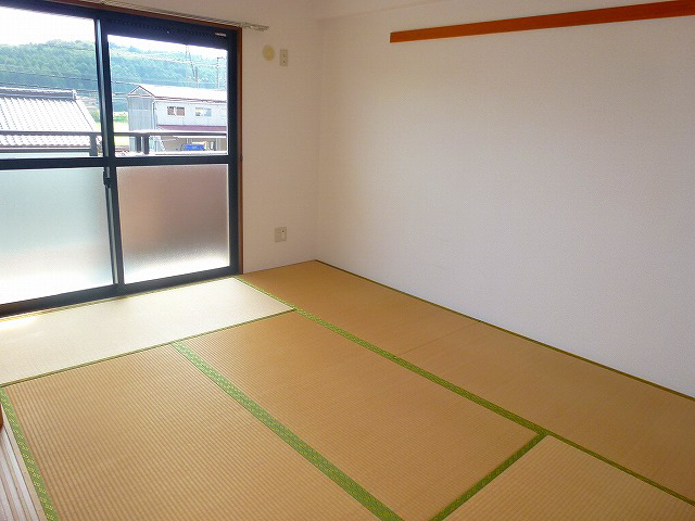 Other room space