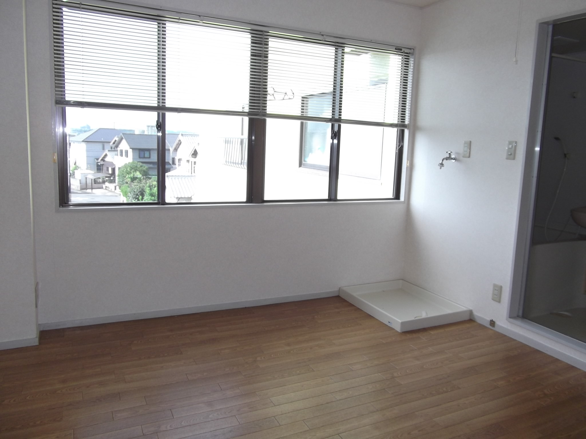 Living and room. Day good of living