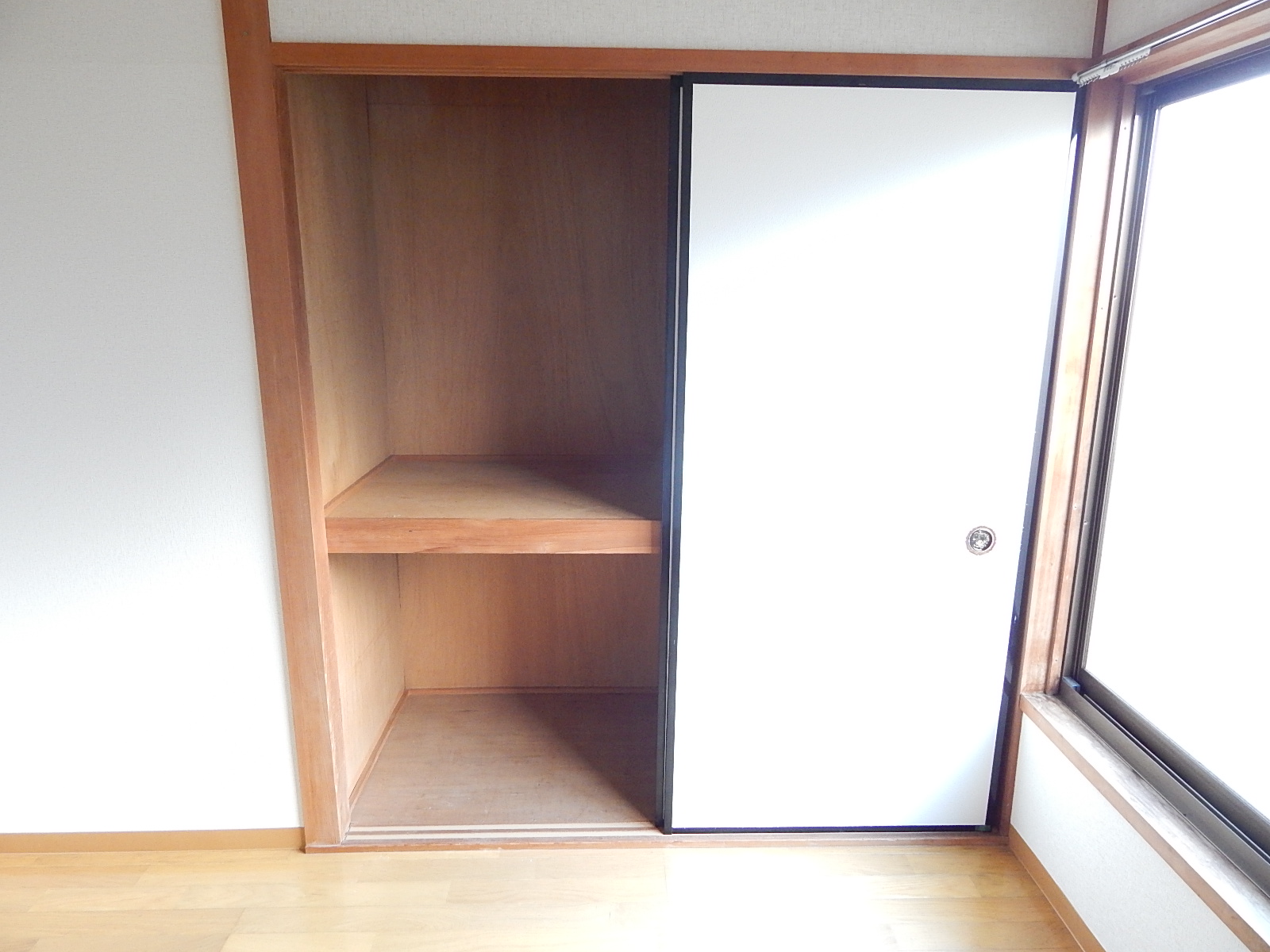 Other room space. I'm glad storage space there