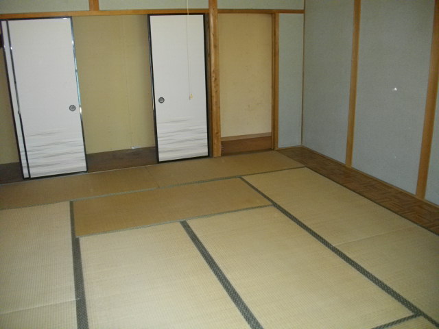 Other room space. First floor Japanese-style room