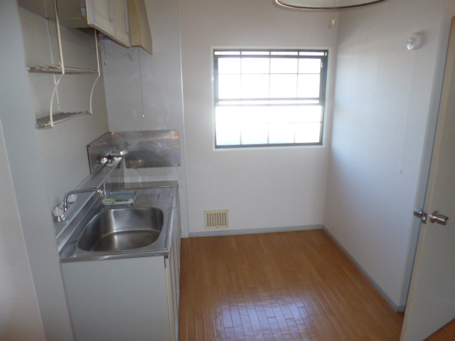 Kitchen. If there is a window, Bright kitchen ☆