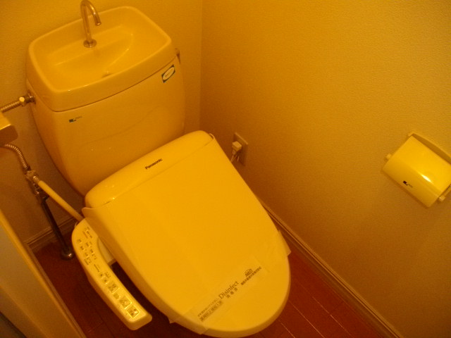 Toilet