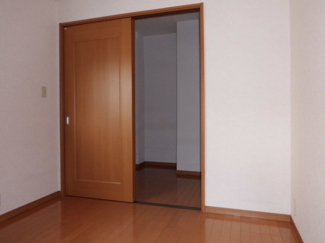 Receipt. I'm glad storage space there