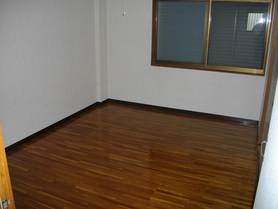 Other room space. Western style room