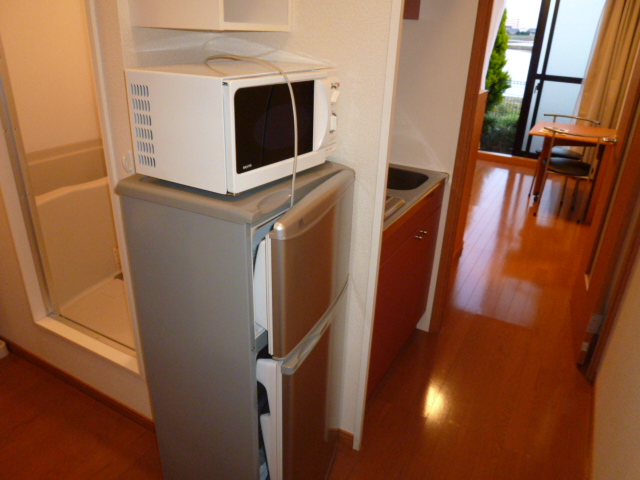 Other Equipment. refrigerator microwave Washing machine tv set Air conditioning With