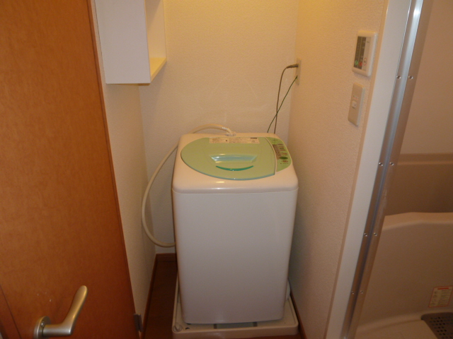 Other Equipment. refrigerator microwave Washing machine tv set Air conditioning With