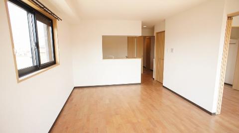 Other room space. dining