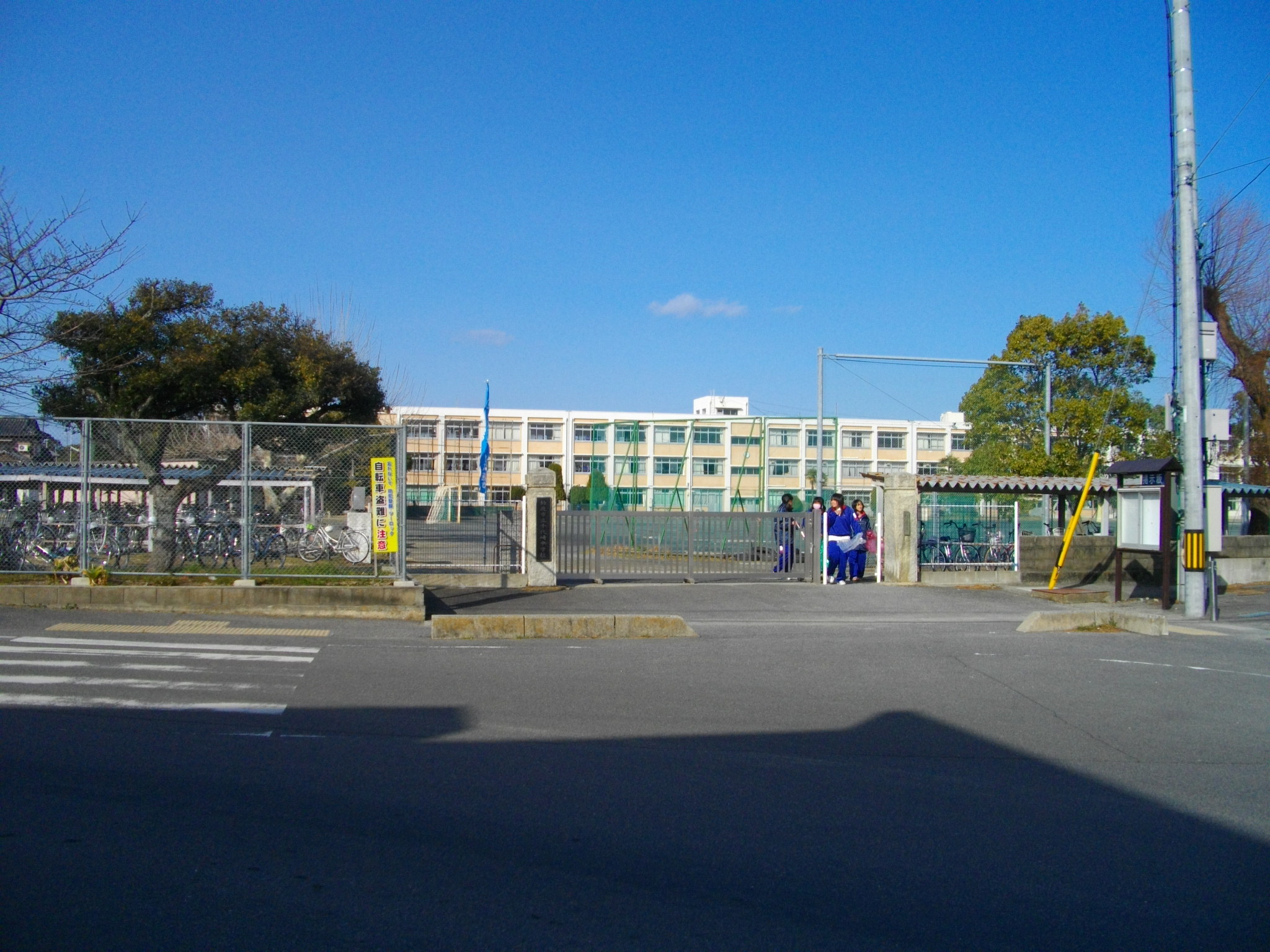 Junior high school. 1476m to Suzuka Municipal Chiyozaki junior high school (junior high school)