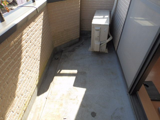 Balcony. ※ Because of free will, Isomorphic for indoor.