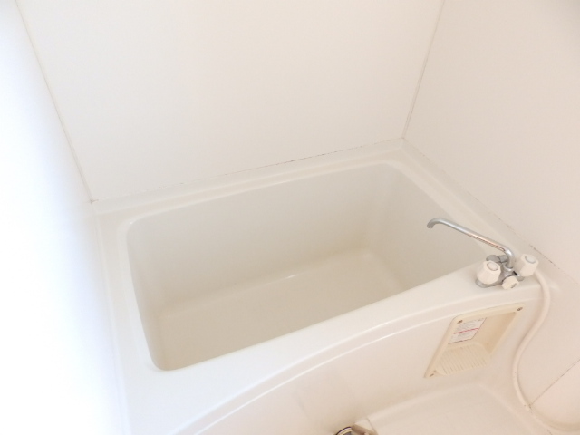 Bath. ※ Because of free will, Isomorphic for indoor.