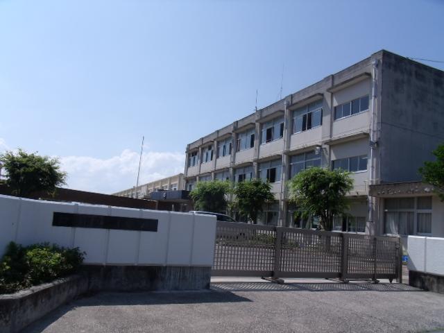 Junior high school. 2669m to Suzuka Municipal large tree junior high school (junior high school)