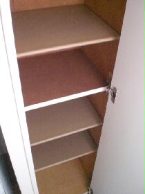 Receipt. Entrance next to