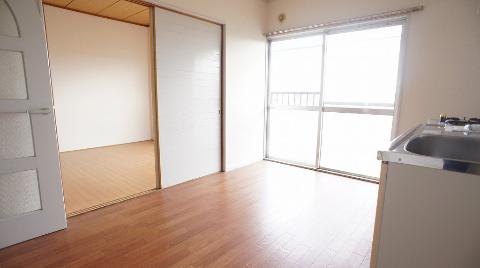 Other room space. dining