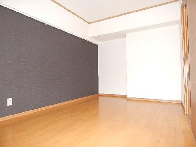 Living and room. Do not send the life comfortable and the indoor flooring