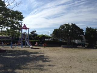 park. Until Uchikoshi park 10m walk 1 minute