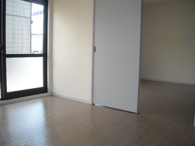 Other room space. Western-style of cushion floor (B102 Room No.)