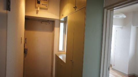 Other room space. Corridor