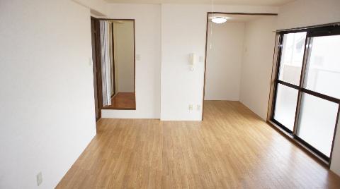 Other room space. dining