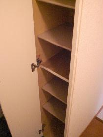 Receipt. Entrance next to