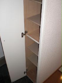 Receipt. Entrance next to