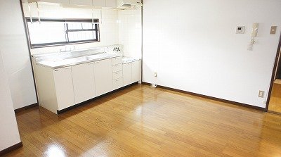 Other room space. dining