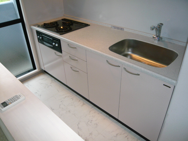 Kitchen. Cooking fun with popular systems Kitchen!