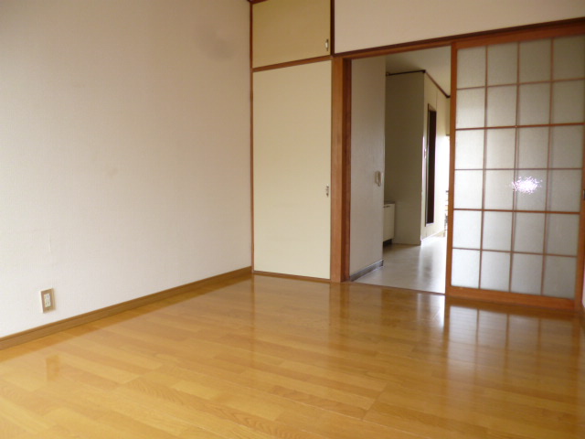 Living and room. Wide and bright Western-style 6 Pledge ☆