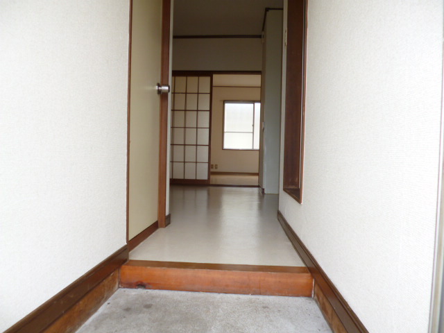 Entrance. Shallow step is, It is entered easy entrance ☆