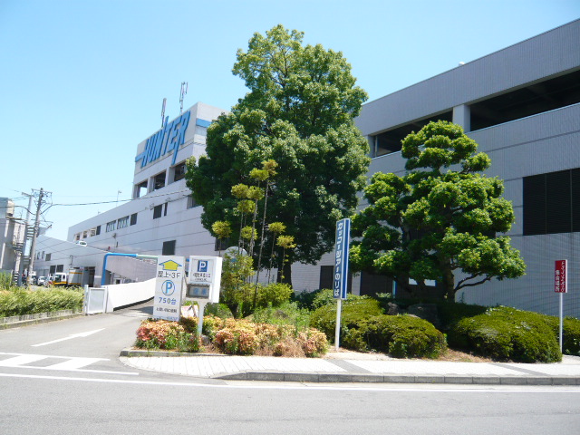 Shopping centre. 1294m until HUNTER (shopping center)