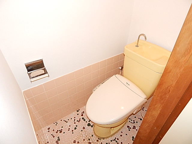 Bath. Bright, You calm