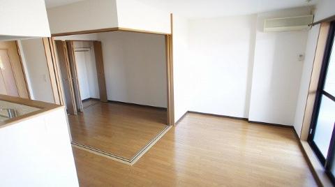 Living and room. Western style room