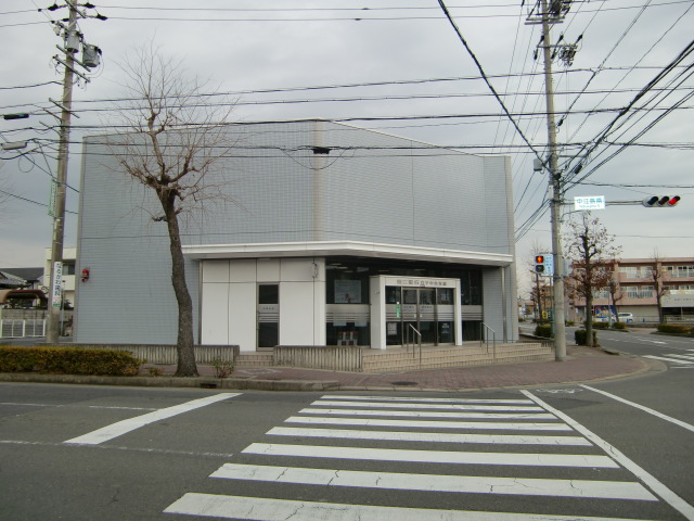 Bank. 469m to Daisan Bank albino Central Branch (Bank)