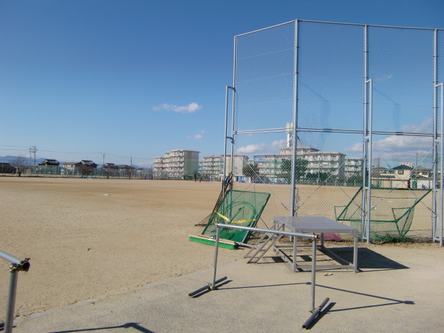 Junior high school. 855m until Suzuka Municipal albino junior high school (junior high school)